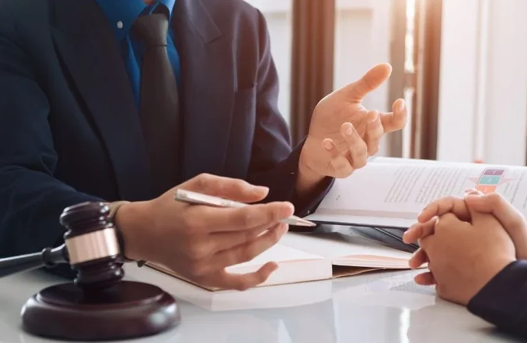 Insider Guidance for Higher Education Abroad : From Application to Acceptance