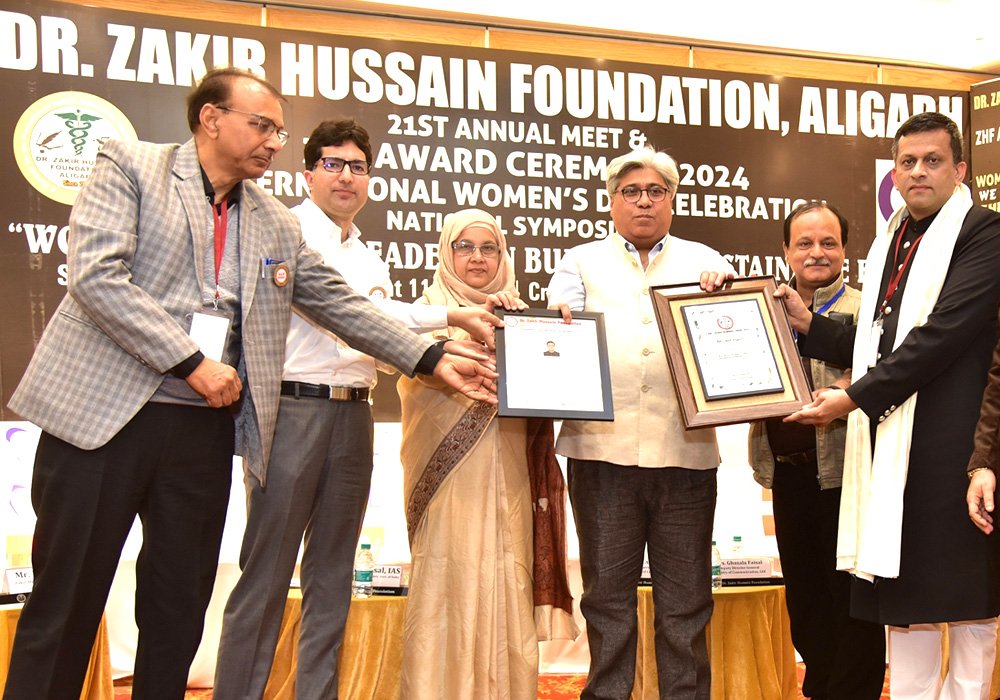 Awarded for Extraordinary Contributions to Culture & Literature